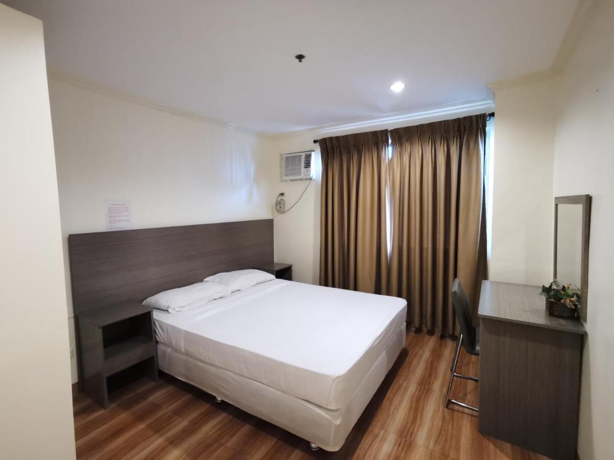 Metro Park Hotel - Cebu City Extérieur photo