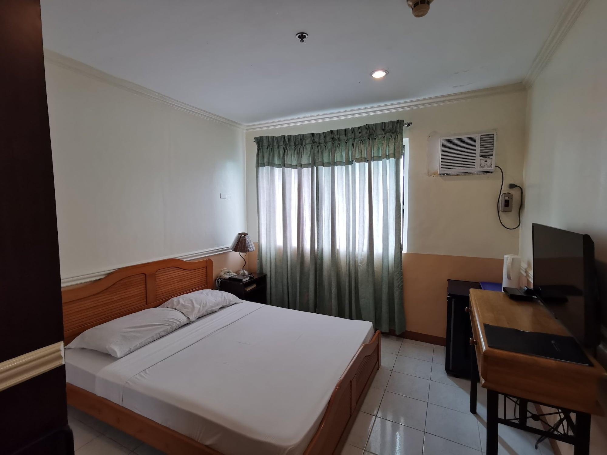 Metro Park Hotel - Cebu City Extérieur photo