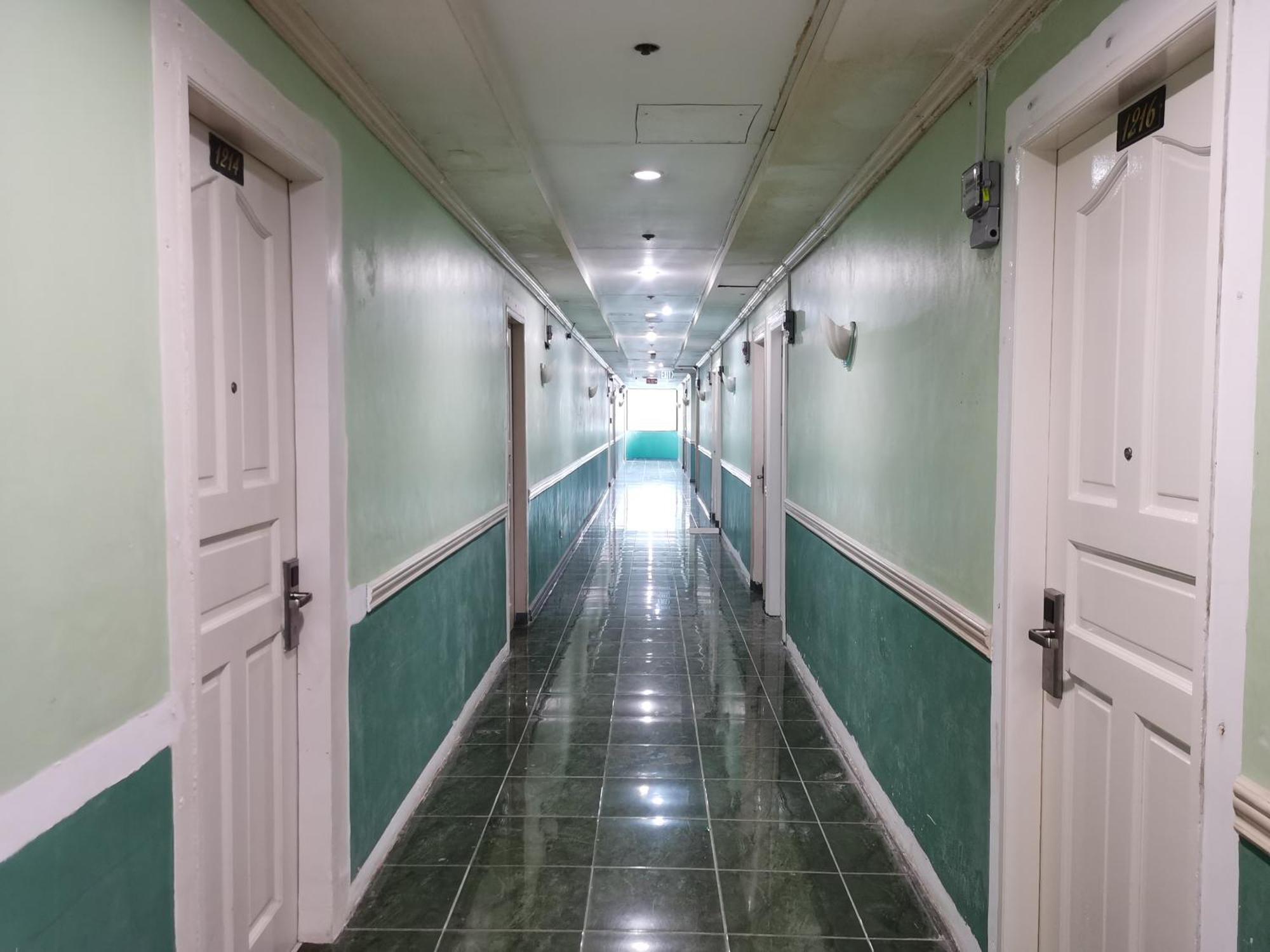 Metro Park Hotel - Cebu City Extérieur photo
