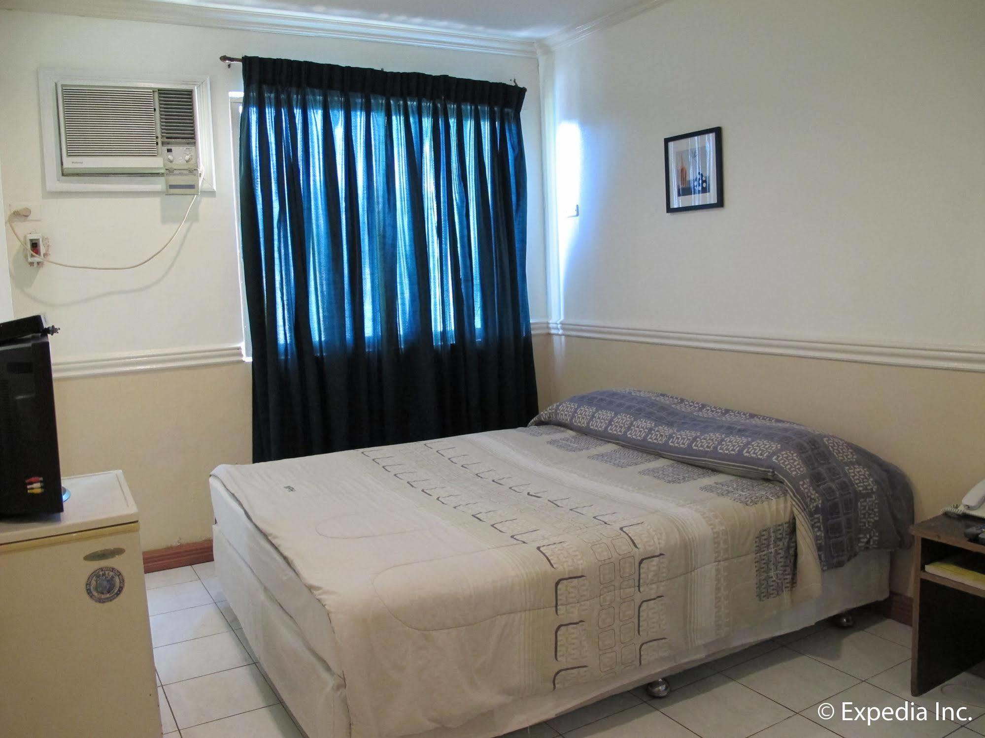 Metro Park Hotel - Cebu City Extérieur photo
